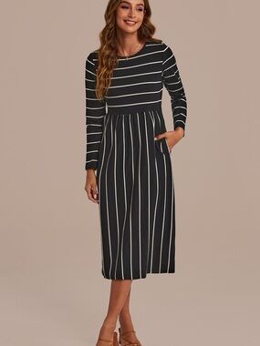 Petallush Black and White Long Sleeve Round Neck Stripe Midi Dress Size M